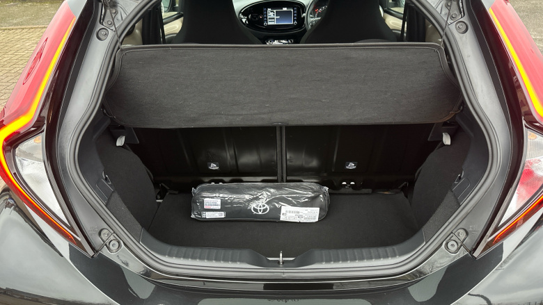 Toyota Aygo X 1.0 VVT-i Edge 5dr Petrol Hatchback